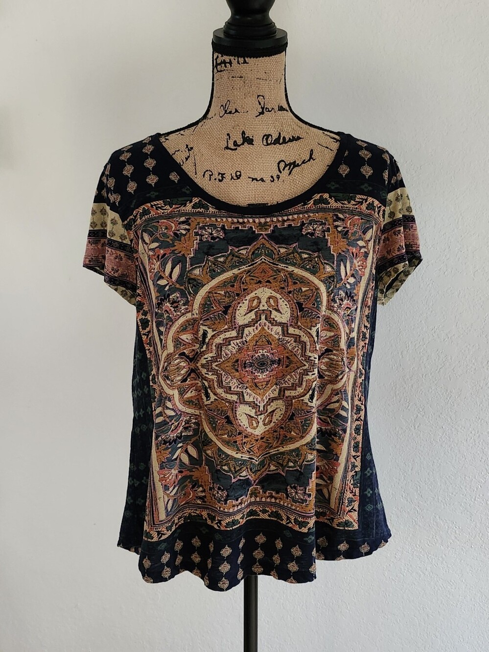 Lucky Brand Persian Carpet Top Sz XL